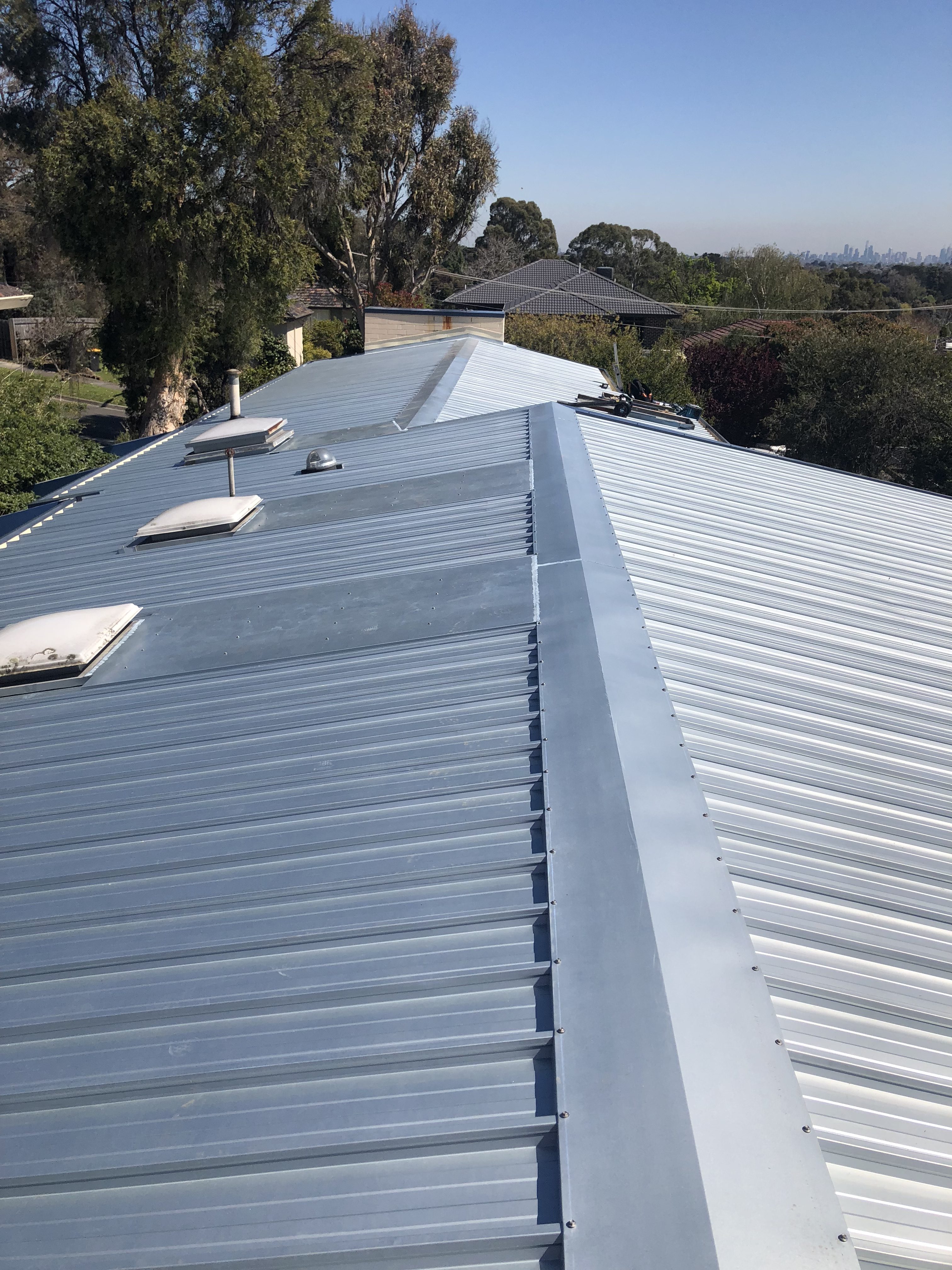 Metal Roof Replacement Melbourne: Mount Waverley - ACR Roofing